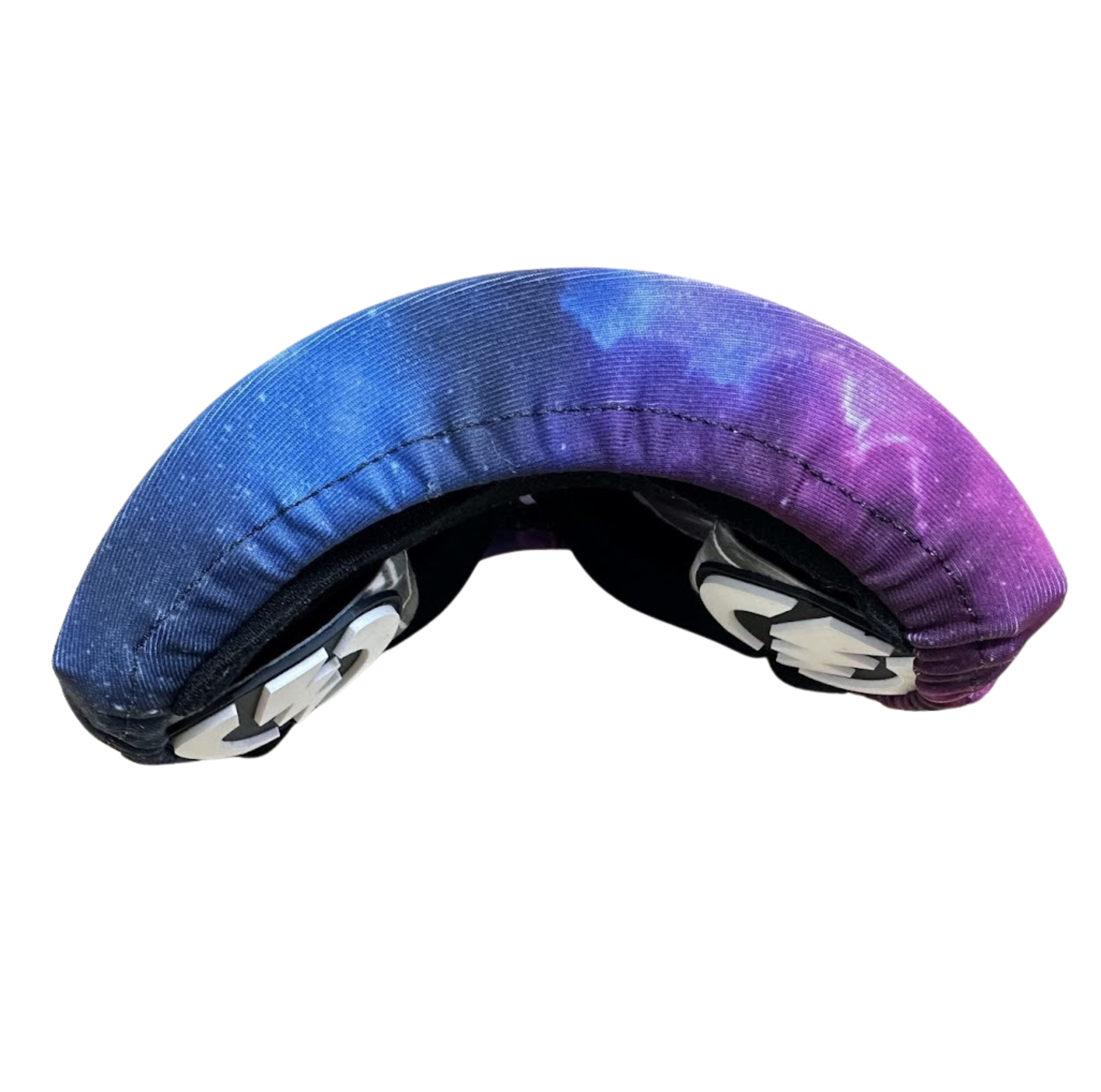Galaxy-themed ski goggle cover for optimal protection and style.
